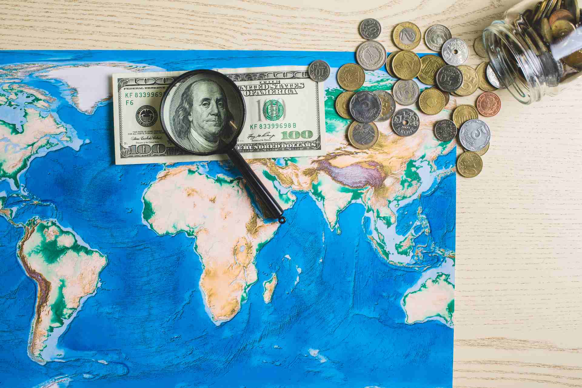 Transferts de fonds internationaux : L’analyse de l’avocat fiscaliste